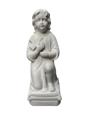 sculptuur, Knielend kind met kruis - 23 cm - Gips