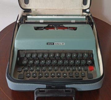 Marcello Nizzoli - Olivetti, Lettera 32 - Typemachine -