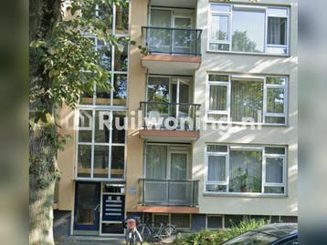 Perfect gelegen 4 kamer appartement (Den Haag), Den Haag