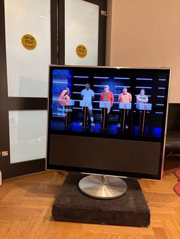 Bang & Olufsen - Flatscreen-tv (3) - Beovision 11-40 + MFS, Nieuw