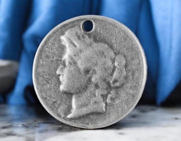 2 xGrote metalen bedel van een vintage munt, antiek zilve..., Ophalen of Verzenden, Nieuw, Bedel