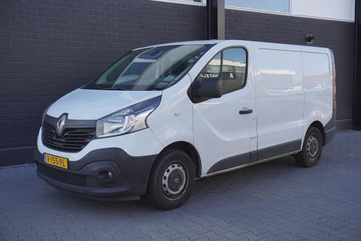 Renault Trafic 1.6 dCi 125PK EURO 6, Auto's, Bestelauto's, Lease, Zwart, Handgeschakeld, Wit, Financial lease, Stof, Diesel, Euro 6