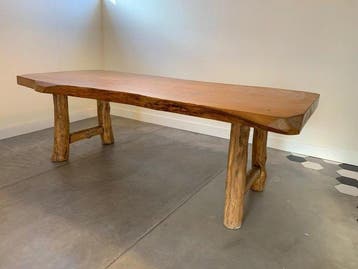 Eettafel - Cedar - Massieve cederhouten tafel