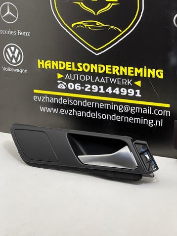 VW Jetta deurhendel rechts binnen zijde bj.2011 5C7837114C, Auto-onderdelen, Interieur en Bekleding, Gebruikt, Toyota