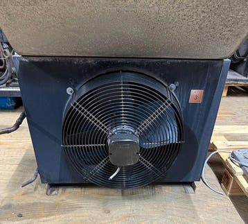 Condensor B70 x D30 x H54cm, Gebruikt
