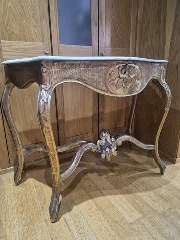 19th-Century French Louis XV Style Console Table with Carved, Antiek en Kunst