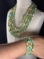 Groene chrysoprase met witte rijstparels ketting en