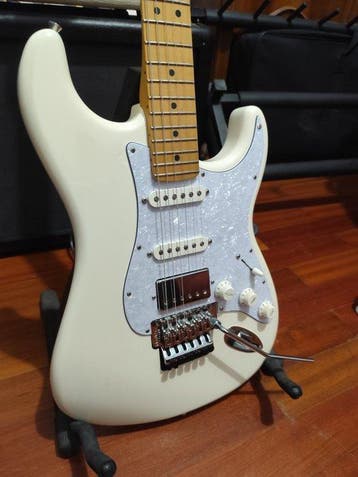 Fender - Stratocaster HSS Floyd Rose (2019) | Made in Mexico, Nieuw