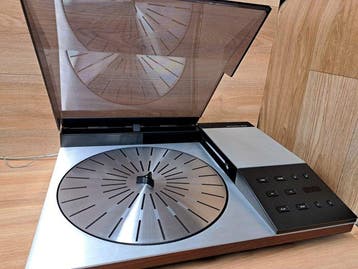 Bang & Olufsen - Beogram 6002 Platenspeler, Nieuw