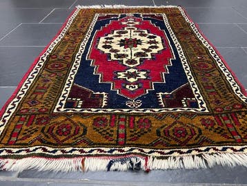 Yahyahli - Vloerkleed - 120 cm - 75 cm, Nieuw