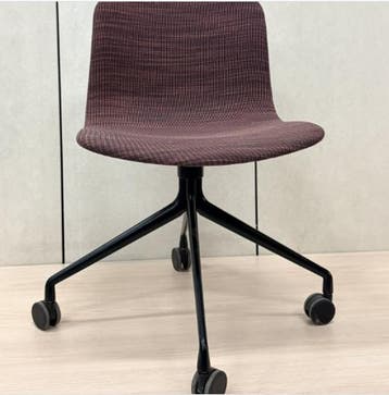 HAY About A Chair AAC 15 – Draaibare stoel op wielen, Ophalen of Verzenden, Zo goed als nieuw
