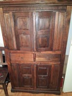Kast - Hout - Kast van echt hout.