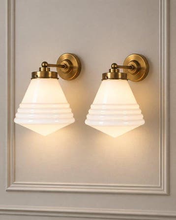 Old Timer Light - Wandlamp (2) - Opaline glas - Twee vintage, Nieuw