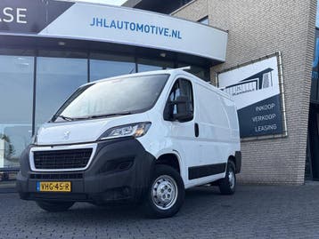 Peugeot Boxer 330 2.2 HDi L1H1*NAV*CAM*3PERS*HAAK*CRUISE*A/C, Stof, Gebruikt, Overige kleuren, Lease