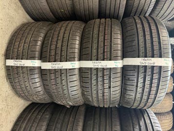 245-50-18 Neolin Zomerbanden DEMOBANDEN Montage 245 50 18, Ophalen, 18 inch, 245 mm, Nieuw