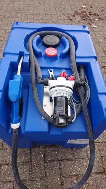 AdBlue ® geschikte tank 210 liter incl. 12 Volt pompset...., Nieuw