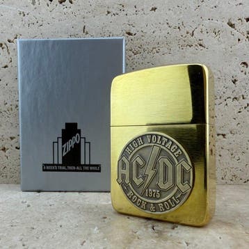 Zippo - AC/DC High Voltage - Brass Vintage Lighter - Zonder, Nieuw