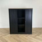 roldeurkast vv 2 legborden en sleutel (hxbxd) 138x120x43 cm,, Ophalen of Verzenden, Gebruikt