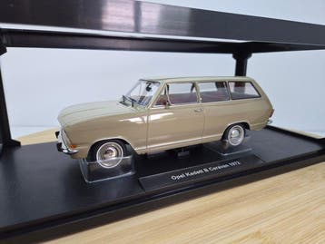 Touring Models 1:18 - Modelauto - Opel Kadett B Caravan, Nieuw