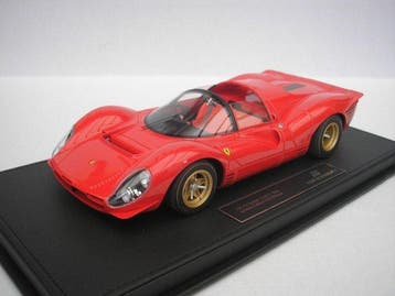 Top Marques 1:18 - Modelauto - Ferrari 330 P4 Spider - 1967, Hobby en Vrije tijd, Modelauto's | 1:5 tot 1:12, Nieuw