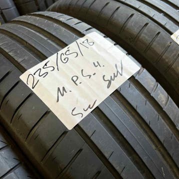 2 x Michelin Pilot Sport 4 235-65-18 Zomerbanden 5mm, Auto-onderdelen, Banden en Velgen, 18 inch, Gebruikt, Ophalen of Verzenden