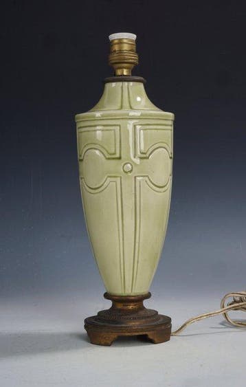 Lamp - Duitsland (attrib.) • op bronzen montuur • Gestileerd