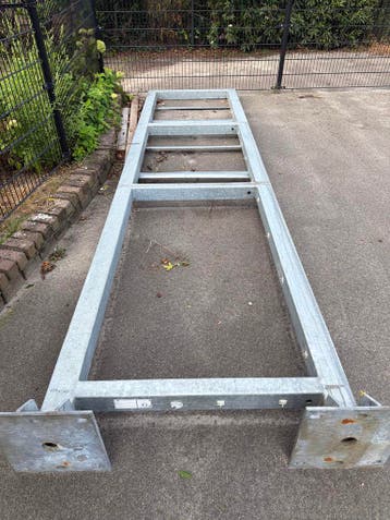 Frame reclamezuil reclametotem 5 meter – 128 cm breed, Ophalen
