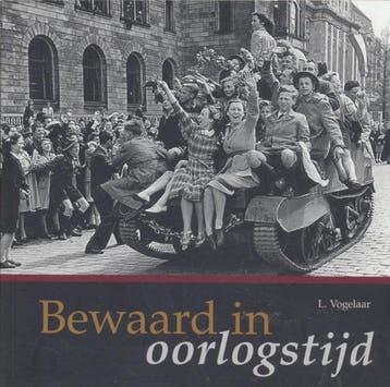 Bewaard in oorlogstijd - L. Vogelaar 9789078833093, Verzenden, Gelezen, L. Vogelaar
