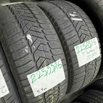2 x Pirelli Sottozero 3 225-55-16 Winterbanden 5,5mm, Auto-onderdelen, Banden en Velgen, Gebruikt, 16 inch, Band(en), Personenwagen