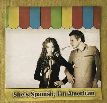 cd - Shes Spanish, Im American - Shes Spanish, Im Ame..., Verzenden, Zo goed als nieuw