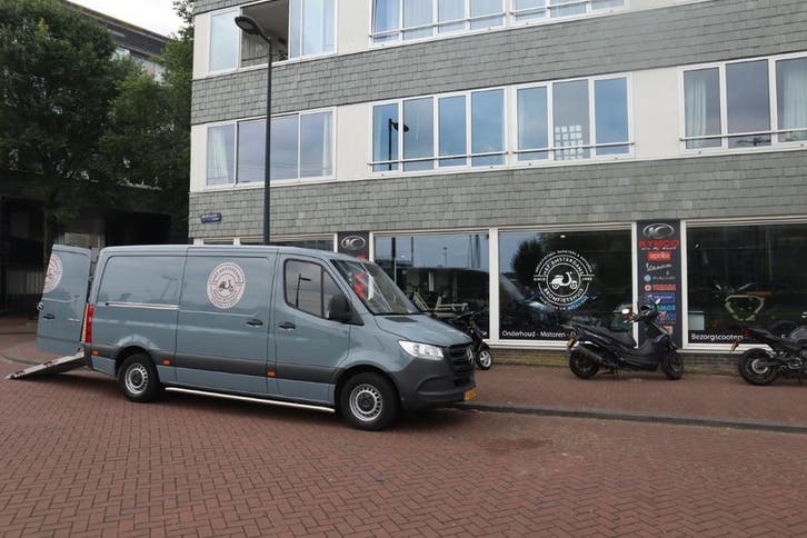 Motorscooter Verkopen ? Directe Inkoop Hoogste Prijs, Motoren, Motoren | Piaggio, Scooter