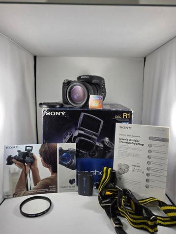 Sony Cyber Shot DSC R1 Digitale camera, Nieuw