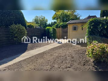 Deventer: Ruime hoekwoning met 3 slaapkamers en een riante t, Overijssel