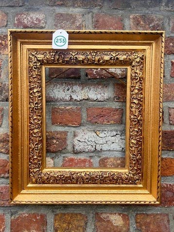 Lijst - 253. Antieke goud vergulde schilderijlijst. Voor