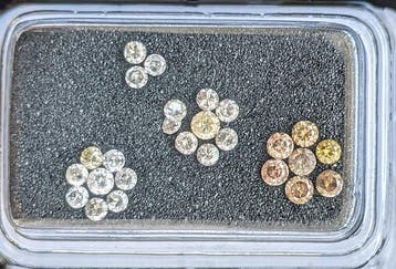 Zonder minimumprijs - 26 pcs Diamant (Natuurlijk gekleurd) -, Sieraden, Tassen en Uiterlijk, Edelstenen, Nieuw