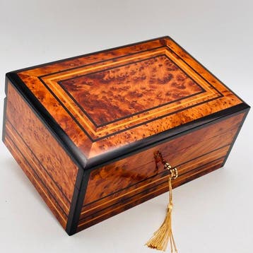 Sieradendoos - Hout (Thuja), Hout, inlegwerk, Levensboom, Antiek en Kunst, Curiosa en Brocante