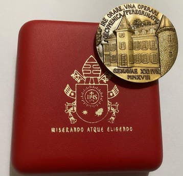 Paus Franciscus - Officiële medaille van de Apostolische