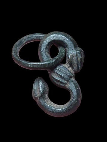 Viking periode Bronze Very Rare Fafnir Amulet Hanger (Zonder