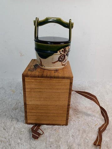 Theeservies - Keramiek - emmervormige thee-caniste