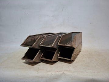 Industrieel design Bak - Metaal - 1970-1980 - Stapelbakken