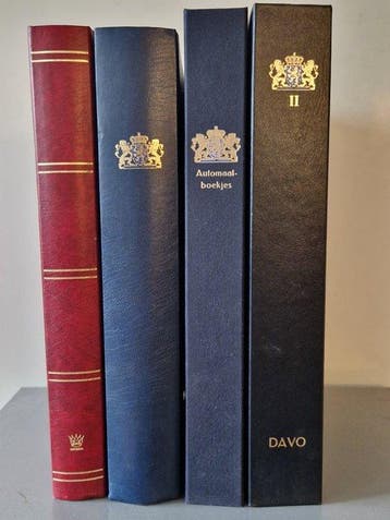 Nederland - Accessoires: 2x stokboek 1x zwart 1x wit, 2x, Gestempeld