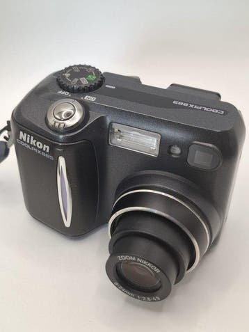 Nikon COOLPIX 885 Digitale camera, Nieuw