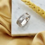 GUCCI witgouden ring met diamanten 0,36 ct., Gebruikt, Overige kleuren, 19 tot 20, Ophalen of Verzenden