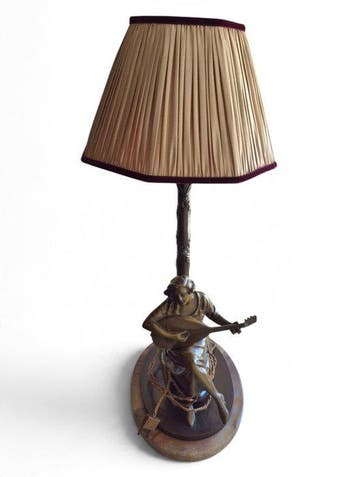 Stefan Schwartz (1851-1924) - Lamp - Gepatineerd brons -