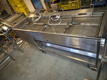 Veiling bakkerij met oliebollenbakken en meer, Gebruikt, Fornuis, Frituur en Grillen