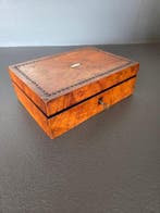 Sieradendoos - Elm - iepenburl-fineer