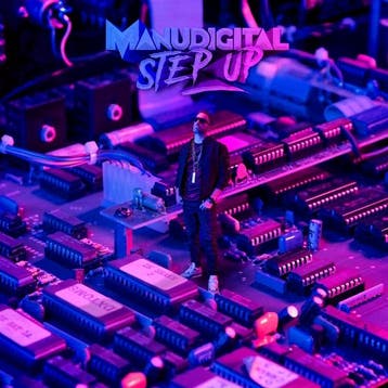 cd - manudigital - STEP UP (nieuw), Verzenden, Zo goed als nieuw