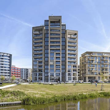 Appartement in Diemen gevonden voor €2350,- pm, Huizen en Kamers, Appartement, Direct bij eigenaar, Diemen