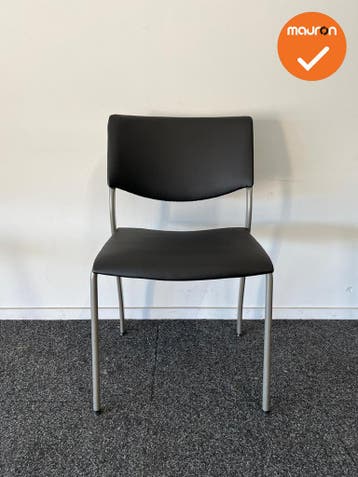 Ahrend 460 vergaderstoel - grijs onderstel - nieuw zwart kun, Vergader- of Presentatieruimte, Ophalen of Verzenden, Gebruikt, Stoel