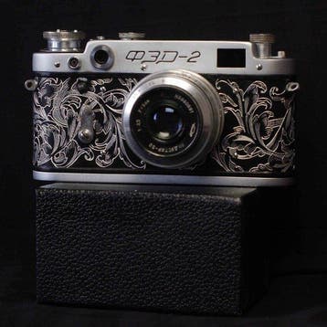 FED -2 Rare custom hand engraved 35 mm camera Meetzoeker, Nieuw